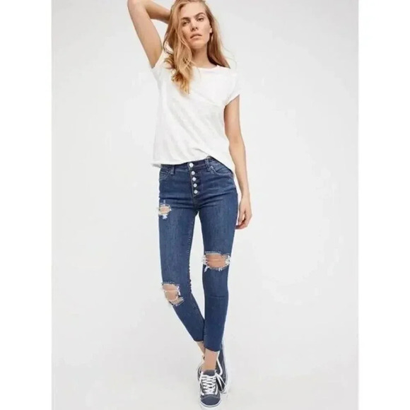 Free People Reagan Distressed Button Fly Skinny Jeans 24 - Picture 1 of 6